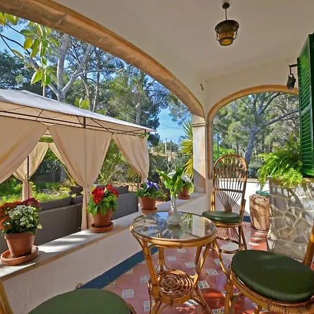 Beautiful With Garden Casa de Férias *